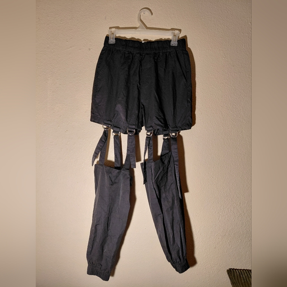 Hot Topic Cut Out Detachable Cargo Pants. Size Small.